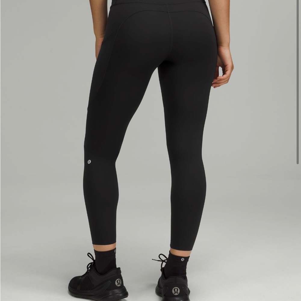 LULULEMON Fast and Free 25” Size 6